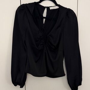 ASTR Black V-Neck Ruched Long-Sleeve Blouse